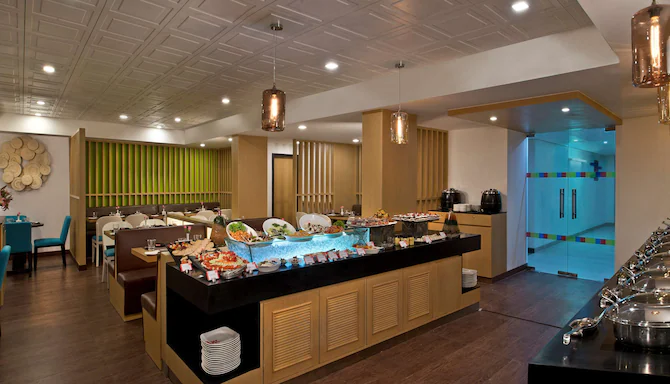 Park Inn by Radisson Amritsar Airport - RBG Restaurant